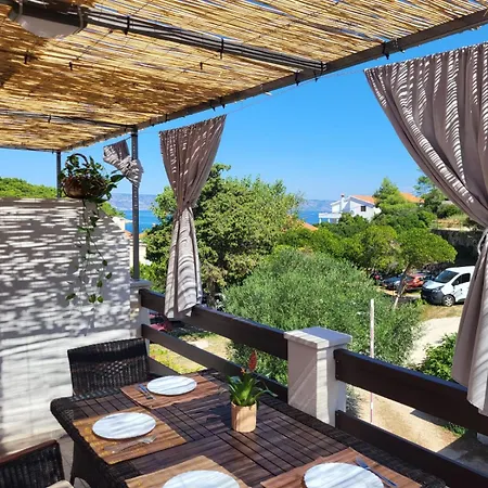 Stambuk Jelsa (Hvar)