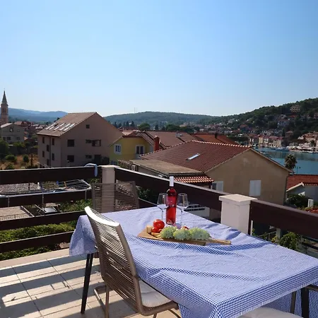 Stambuk Jelsa (Hvar)