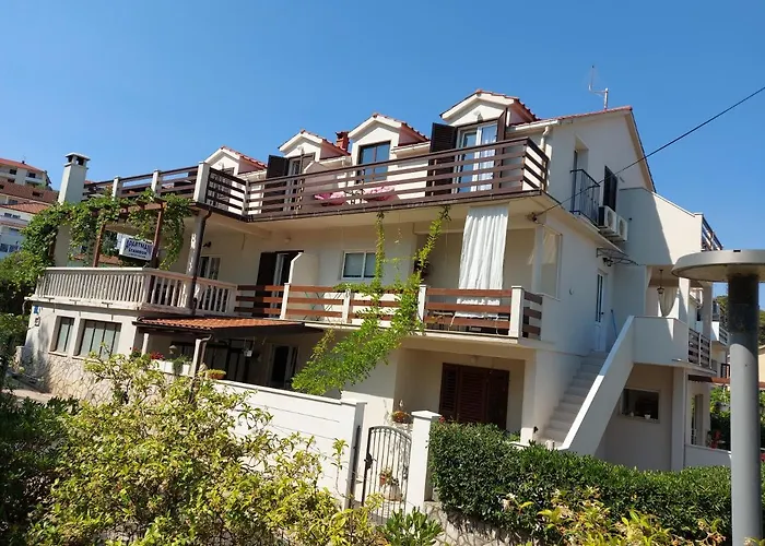 Stambuk Апартаменты *