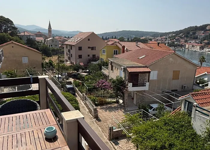 Stambuk Апартаменты Елса